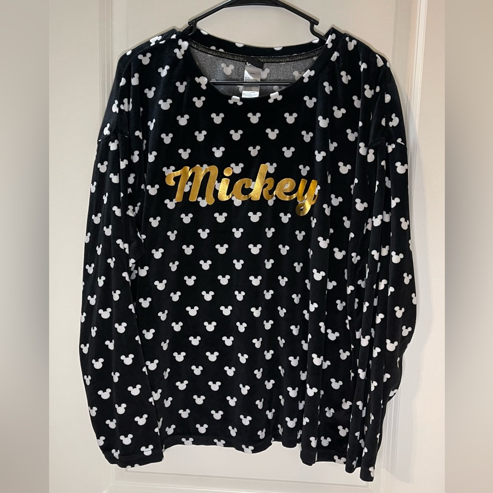 Disney Black and White Mickey Pajama Top Gold Mickey Logo Size XL/16-18 - Picture 1 of 7